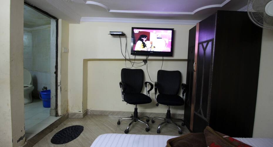 Hotel Tanya, New Delhi 5